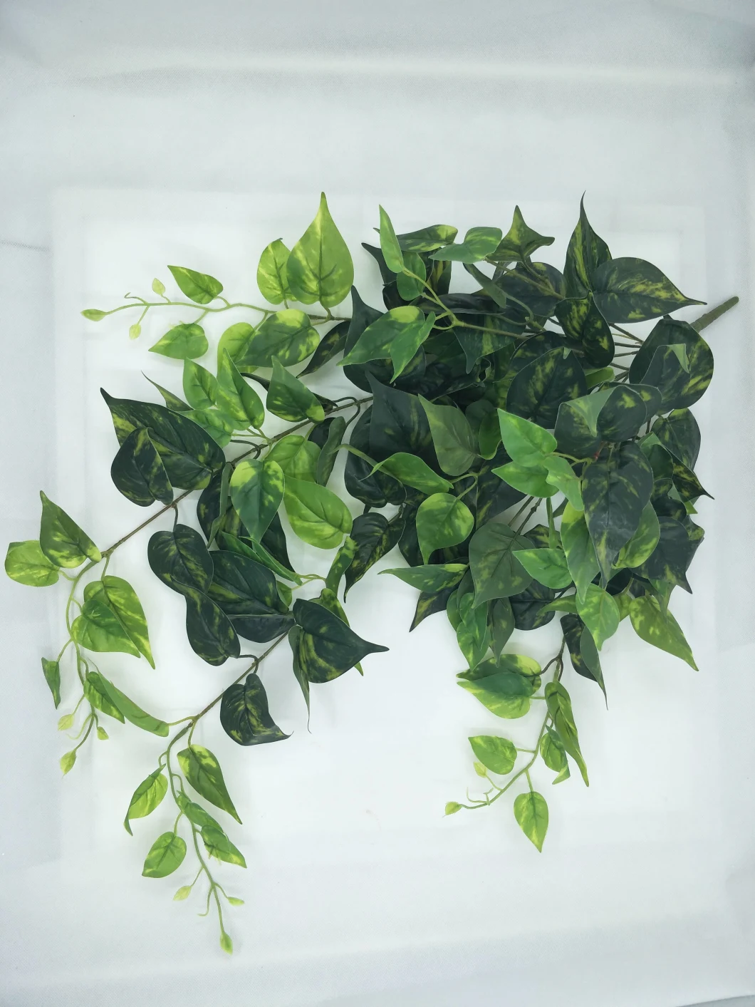 80cm High Artificial Green Pothos Vine Wall Hanging Plant